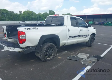 2015 Toyota Tundra Sr5 5.7L V8 z USA, uszkodzony, nr VIN 5TFRY5F1XFX175434